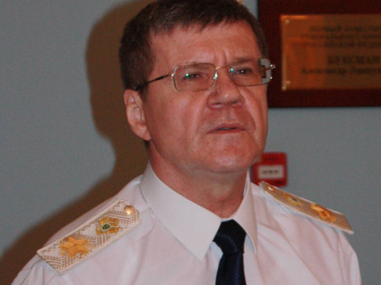 По словам Генпрокурора Юрии Чайки, экс-гендиректор компании не имел авиационного стажа