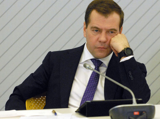 Россия не может привыкнуть к Медведеву

