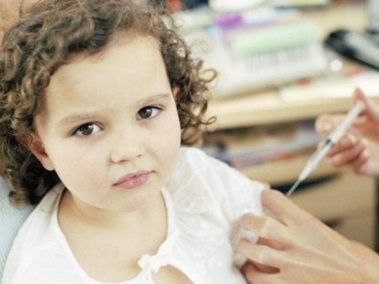 Невнимательное отношение к прививкам стало причиной тяжелейших болезней двух детей