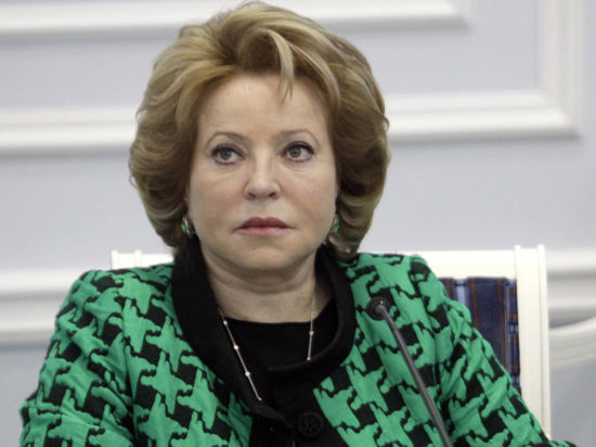 Валентина Матвиенко предложила министру Мединскому посадить экспертов под замок на месяц  

