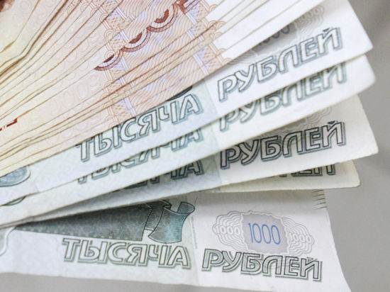 Из-за дополнительных праздничных дней в марте все социальные выплаты почтальоны принесут жителям Москвы заранее