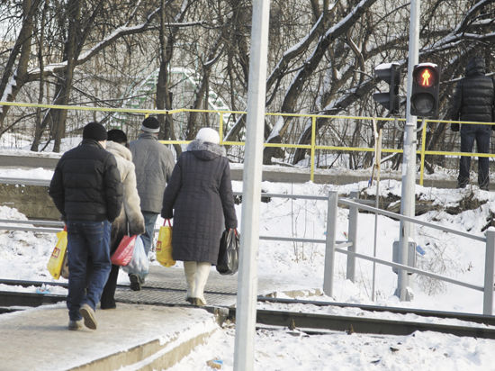 Исследование «МК»: что нужно сделать, чтобы москвичи не попадали под поезда