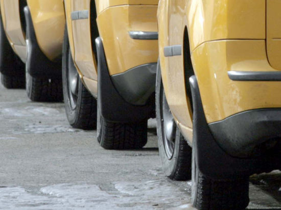 Желтый и бежевый цвета станут использовать для легальных такси на территории Подмосковья с будущего года