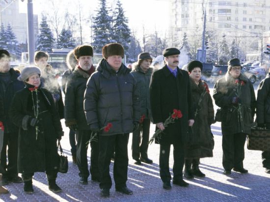 27 января во Владимире прошли памятные мероприятия, посвященные 70-летию освобождения советскими войсками города Ленинграда от блокады