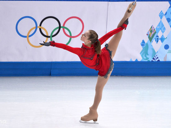 Танец Юлии Липницкой принес золото олимпийской сборной России 
