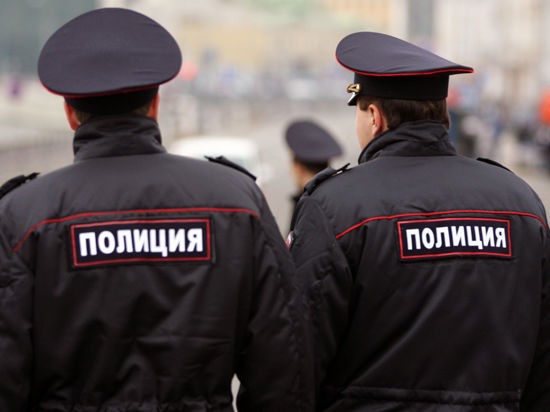 Социальную карту москвича сможет получить полицейский из любого города, если он работает в столичных правоохранительных органах.