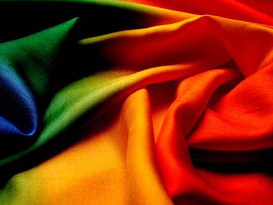 Итальянского ЛГБТ-активиста с радужной символикой отпустили на свободу

