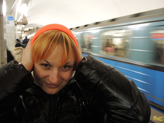 Всего же московское метро уже к нынешнему лету должно получить 200 тележек для эвакуации