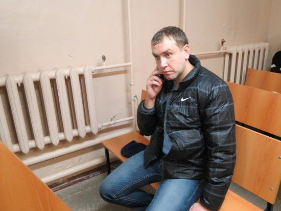 Оправдан полицейский, обвинявшийся по делу погибшего год назад 29-летнего инвалида Виталия Седухинского. Парень пробыл на 30-градусном морозе 12 часов
