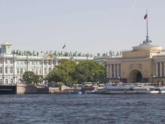 Молодежный театр на Фонтанке поставил фотографически точную семейную драму

