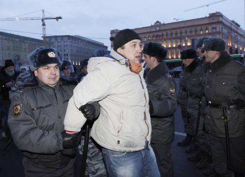 На несанкционированной акции у Центризбиркома задержан Эдуард Лимонов