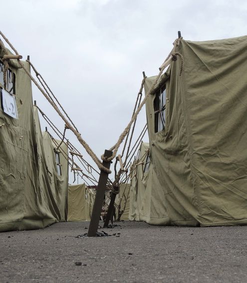 В Москве установили палаточный лагерь для нелегальных мигрантов