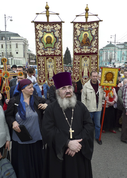 Православные молятся «в защиту веры»