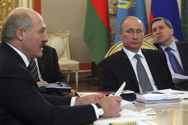 Владимир Путин и Александр Лукашенко на заседании Высшего Госсовета Союзного государства России и Белоруссии