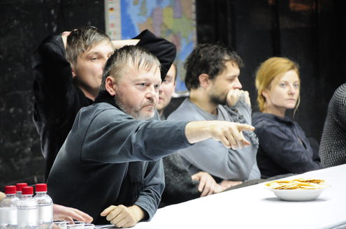 Нижегородцы выпили и закусили с героями пьесы «На дне»