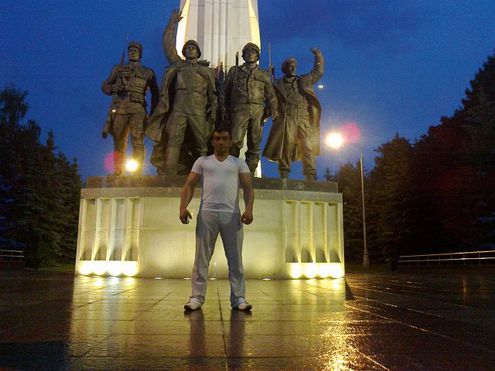 Все фото Зейналова из «Одноклассников». Как он жил до убийства в Бирюлево