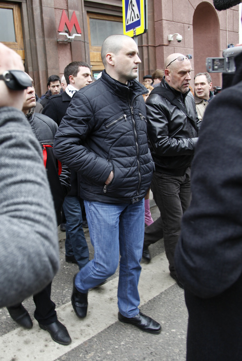 Удальцов провел акцию протеста у Госдумы