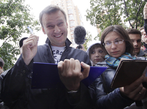 Навальный собирает подписи в поддержку Чириковой