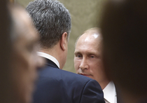 Порошенко анонсировал новые антироссийские санкции "за Крым и Донбасс"