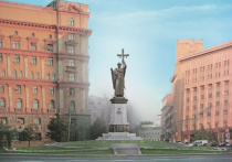 Лубянскую площадь рассматривают как место для установки памятника князю Владимиру