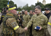 Верховная Рада разрешила президенту Порошенко мобилизовать население Украины