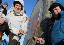 Арктическая экспедиция Николая Дроздова и Вячеслава Бочарова завершилась на Шпицбергене