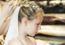 Бросила у алтаря: история с 12-летней невестой из Норвегии оказалась акцией правозащитников