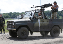 Батальон "Днепр" ведет бой с ополченцами у Новоазовска, население просят эвакуироваться