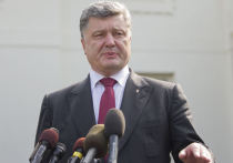 “Для укрепления обороноспособности” - Порошенко вернул Украине воинский призыв