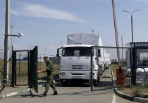 Грузовики седьмого гумконвоя МЧС России прибыли в Донецк и Луганск