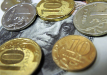 Новые антирекорды: доллар впервые превысил отметку в 41 рубль, нефть рухнула до 85 долларов