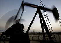 Нефть продолжает дешеветь. Стоимость барреля WTI опускалась до $74,09