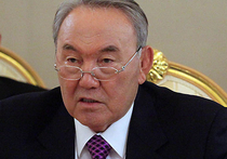 Назарбаева будут переизбирать в президенты Казахстана: народ доверяет лидеру партии