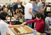 Шахматы: за счёт чего женская сборная России выиграла Олимпиаду?