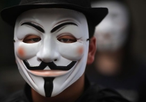 В Гонконге взбунтовались десятки анонимусов в масках