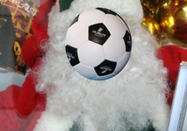 Плохой Санта из УЕФА: никакой политики, только футбол?