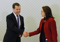 Медведев и Набиуллина ответят за антикризисный план