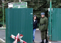 Украина закрыла четверть КПП с Россией, на следующей неделе страны разделит "Стена"