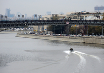 Москве-реке вернут рыбу и зеленые берега