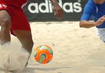 С отечественных газонов на пляжи в Испании: сборная России по пляжному футболу выиграла Евролигу-2014