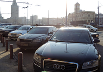 Стоимость парковки у Ленинградского вокзала в Москве выросла в три раза