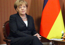 Меркель призвала Россию "использовать своё влияние" для урегулирования конфликта на Донбассе
