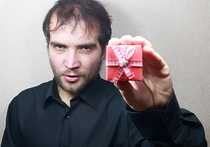Сексолог предупреждает: не стоит экспериментировать с красным бельем и чулками в День святого Валентина