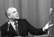 Горбачев начал отмечать 30-летие перестройки и продолжил давать советы Путину
