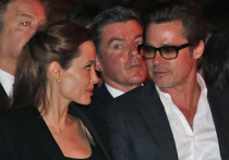 Анджелина Джоли и Брэд Питт наконец-то официально сочетались браком: что мешало им раньше оформить семейные отношения?