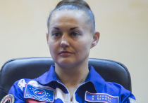 Российская женщина-космонавт выбрала себе купальник для работы на орбите