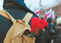 Траурное шествие в память о Борисе Немцове прошло в Москве 