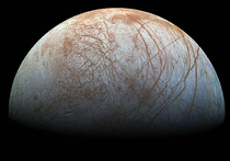 НАСА опубликовало фото покрытого тающим льдом спутника Юпитера