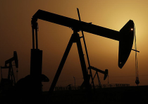 Цена нефти впервые с 2010 года упала ниже 80 долларов