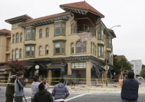 Сильнейшее за 25 лет землетрясение ударило по Калифорнии: ущерб выясняется